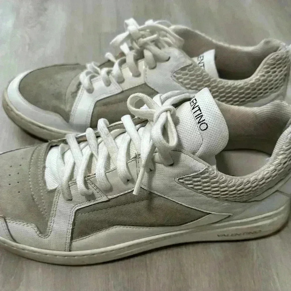 Valentino By Mario Valentino Donald Leather & Suede Sneaker, White size 12 - Picture 4 of 6